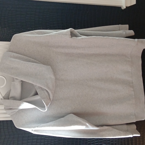 PINK Victoria's Secret Light Gray Hoodie - Picture 3 of 3